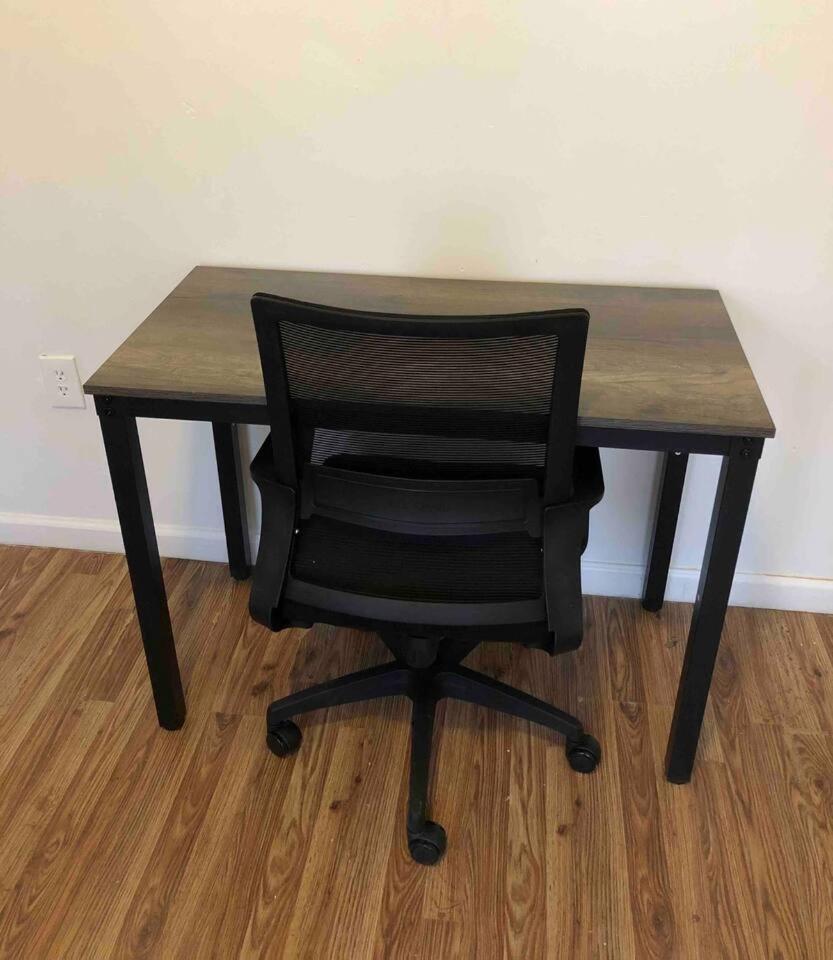 Private With 3 Bedrooms And 1 Bathroom Only 15 Minutes To Newark International Airport Ewr
